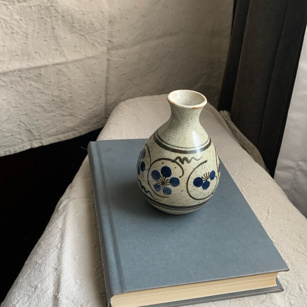 Handmade ceramic vase. Handcrafted pottery.
